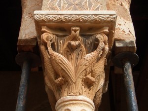 モンレアーレ 修道院の円柱