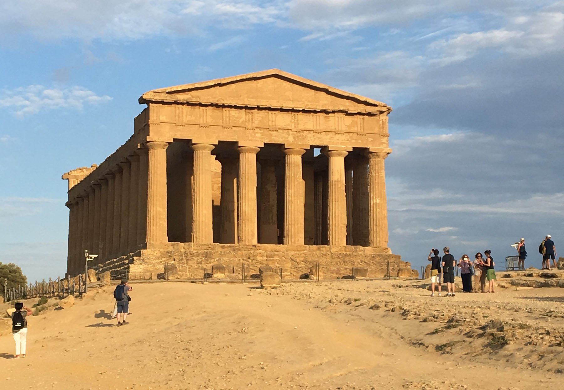 パワーチャージ 古代神殿めぐりと南イタリアのおいしいもの イタリア旅行専門店トゥッタ イタリア