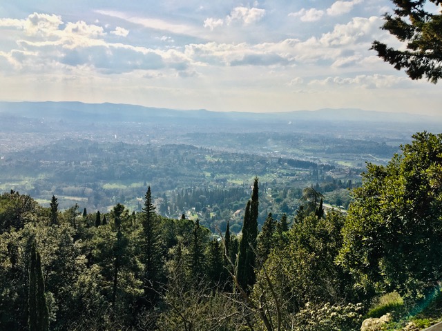 チェチェリ山からの眺め